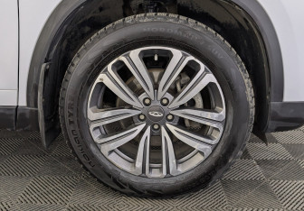 Подержанный автомобиль Chery Tiggo 8 2021 года (9 фото)