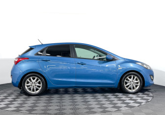 Подержанный автомобиль Hyundai i30 Hatchback 2013 года (4 фото)