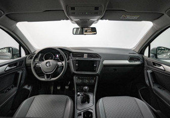 Новый Volkswagen Tiguan 2025 (9 фото)