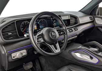 Подержанный автомобиль Mercedes-Benz GLE 2021 года (15 фото)