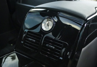 Подержанный автомобиль Land Rover Range Rover 2019 года (21 фото)