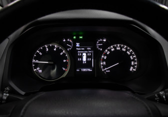 Подержанный автомобиль Toyota Land Cruiser Prado 2020 года (13 фото)