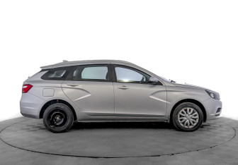 Подержанный автомобиль LADA (ВАЗ) Vesta Wagon 2021 года (4 фото)