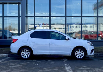 Подержанный автомобиль Renault Logan Sedan 2018 года (4 фото)