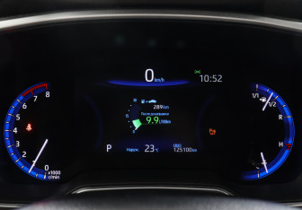 Подержанный автомобиль Toyota Corolla Sedan 2019 года (11 фото)