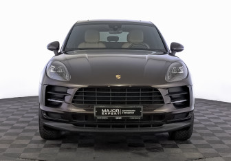 Подержанный автомобиль Porsche Macan 2020 года (2 фото)