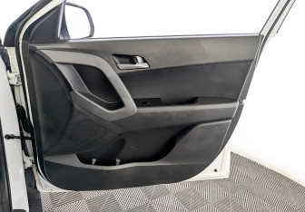 Подержанный автомобиль Hyundai Creta 2016 года (24 фото)