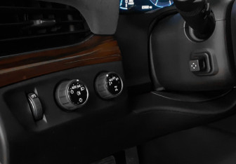 Подержанный автомобиль Cadillac Escalade Suv 2019 года (21 фото)