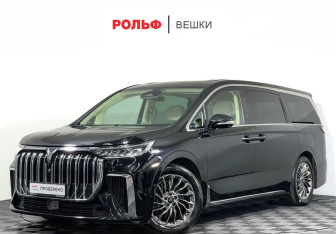 Подержанный автомобиль Voyah Dream 2023 года (1 фото)