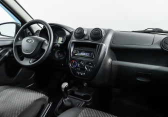 Подержанный автомобиль LADA (ВАЗ) Granta Sedan 2018 года (5 фото)