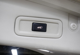 Подержанный автомобиль Nissan Murano Suv 2015 года (21 фото)