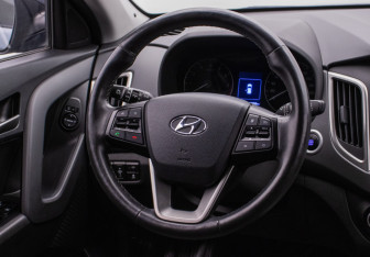 Подержанный автомобиль Hyundai Creta 2019 года (15 фото)