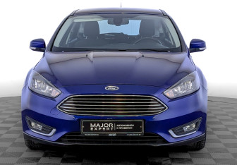 Подержанный автомобиль Ford Focus Hatchback 2016 года (2 фото)