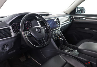 Подержанный автомобиль Volkswagen Teramont 2019 года (13 фото)