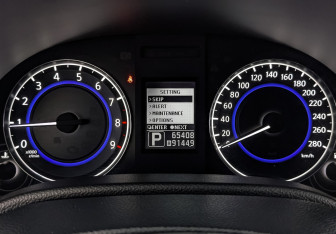 Подержанный автомобиль Infiniti G Convertible 2011 года (16 фото)