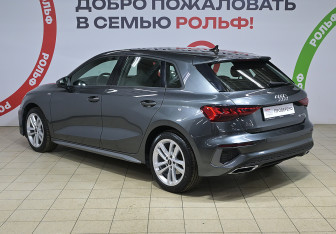 Подержанный автомобиль Audi A3 Sedan 2021 года (6 фото)