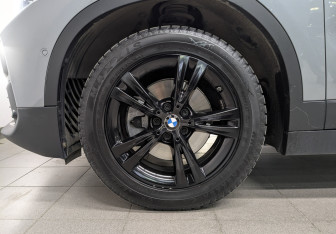 Подержанный автомобиль BMW X2 2021 года (12 фото)