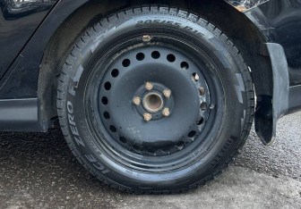 Подержанный автомобиль Ford Focus Hatchback 2013 года (16 фото)