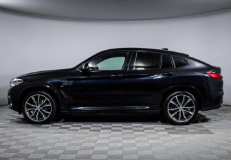Подержанный автомобиль BMW X4 2018 года (8 фото)