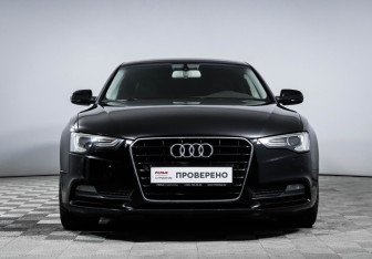 Подержанный автомобиль Audi A5 Liftback 2012 года (2 фото)