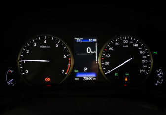 Подержанный автомобиль Lexus NX 2019 года (16 фото)