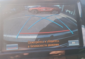 Подержанный автомобиль Toyota Land Cruiser Suv 2015 года (20 фото)