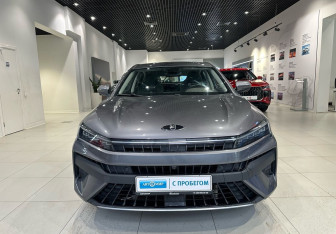 Подержанный автомобиль Москвич 6 2023 года (2 фото)