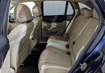 Подержанный автомобиль Mercedes-Benz GLC Coupe 2021 года (17 фото)