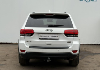 Подержанный автомобиль Jeep Grand Cherokee 2014 года (6 фото)