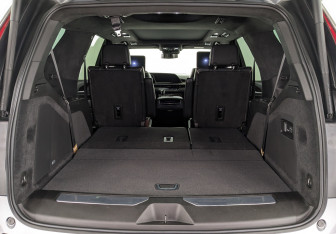 Подержанный автомобиль Cadillac Escalade Suv 2021 года (10 фото)