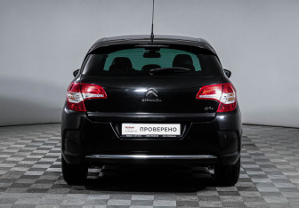 Подержанный автомобиль Citroen C4 Hatchback 2012 года (6 фото)