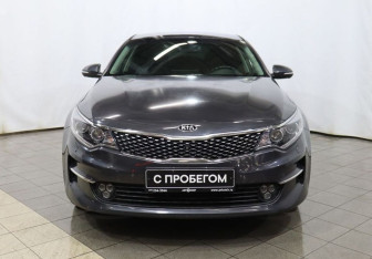 Подержанный автомобиль Kia Optima Sedan 2018 года (2 фото)