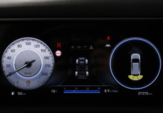 Подержанный автомобиль Hyundai Tucson 2022 года (11 фото)