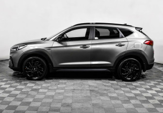 Подержанный автомобиль Hyundai Tucson 2020 года (3 фото)