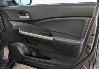 Подержанный автомобиль Honda CR-V 2013 года (25 фото)