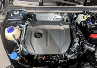 Подержанный автомобиль Omoda C5 2023 года (9 фото)