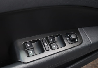Подержанный автомобиль Skoda Superb Liftback 2013 года (11 фото)