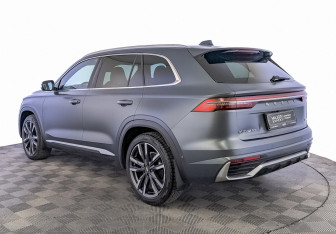 Подержанный автомобиль Geely Monjaro 2024 года (7 фото)