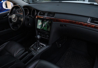 Подержанный автомобиль Skoda Superb Liftback 2012 года (7 фото)