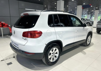 Подержанный автомобиль Volkswagen Tiguan 2013 года (4 фото)