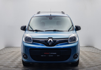 Подержанный автомобиль Renault Kangoo 2015 года (8 фото)