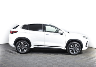 Подержанный автомобиль Exeed LX 2021 года (5 фото)