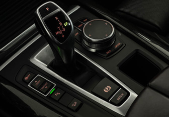 Подержанный автомобиль BMW X5 2018 года (18 фото)