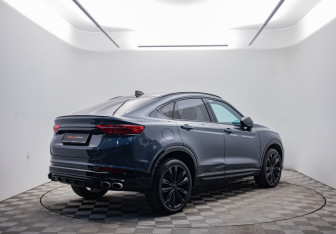 Подержанный автомобиль Geely Tugella 2023 года (5 фото)