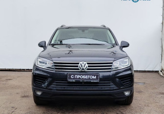 Подержанный автомобиль Volkswagen Touareg 2017 года (2 фото)