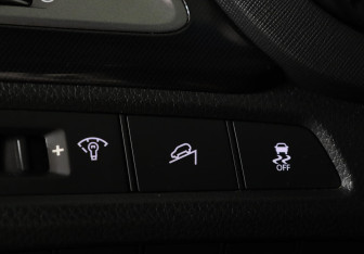 Подержанный автомобиль Hyundai Santa Fe 2014 года (11 фото)