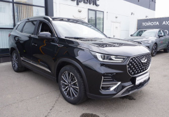 Подержанный автомобиль Chery Tiggo 8 Pro 2023 года (3 фото)