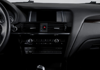 Подержанный автомобиль BMW X4 2018 года (13 фото)