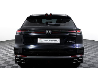 Подержанный автомобиль Changan UNI-K 2023 года (6 фото)
