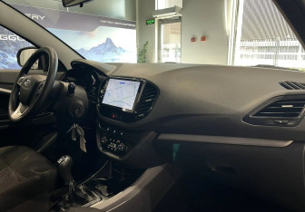 Подержанный автомобиль LADA (ВАЗ) Vesta Wagon 2019 года (10 фото)
